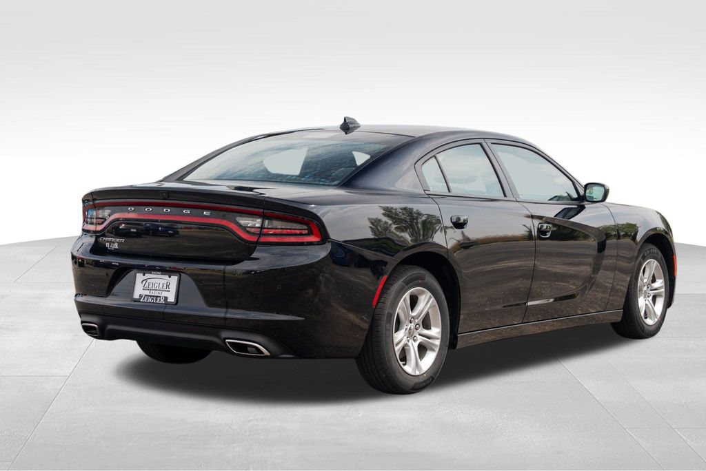 Vehicle image 6 of 42