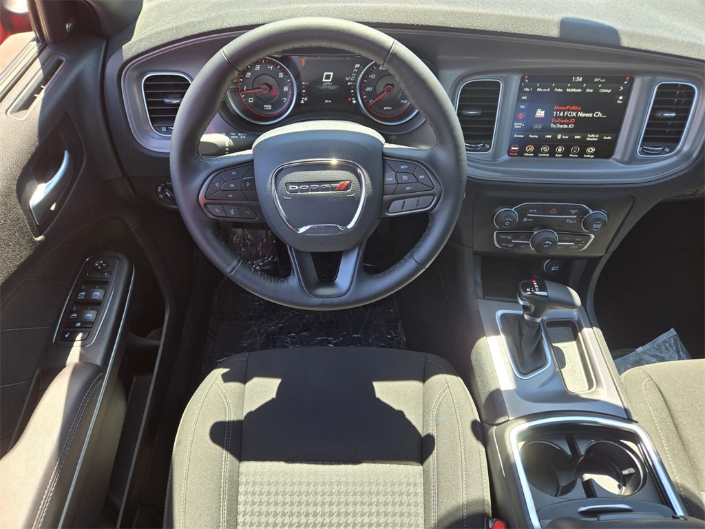 Vehicle image 10 of 16
