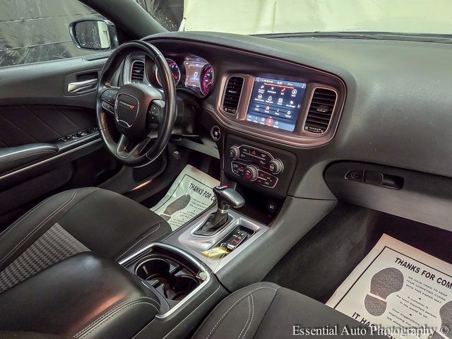 Vehicle image 15 of 30