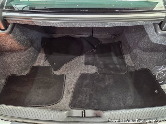 Vehicle image 9 of 30