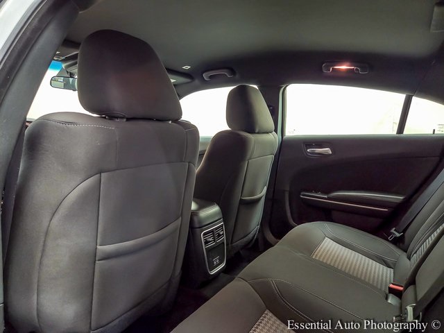 Vehicle image 11 of 30