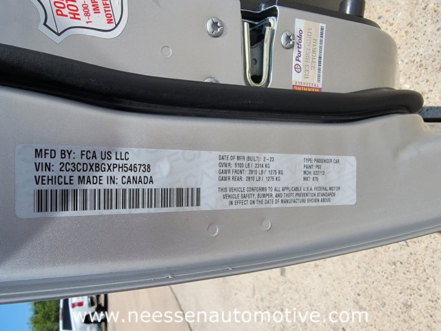 Vehicle image 30 of 33
