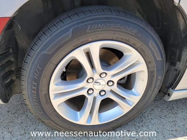 Vehicle image 32 of 33