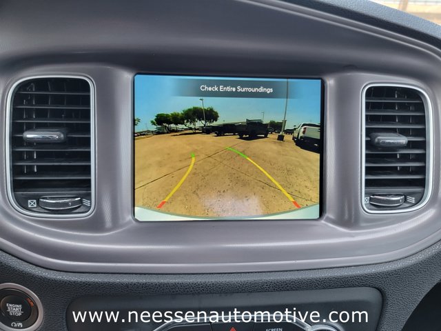 Vehicle image 24 of 33