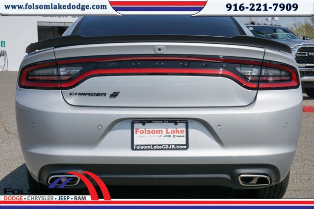 Vehicle image 4 of 23