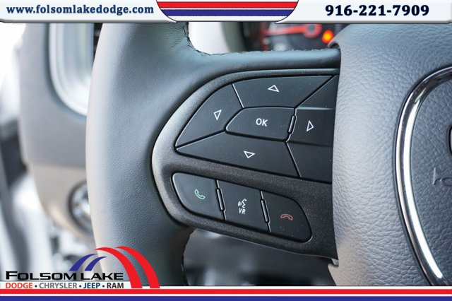 Vehicle image 15 of 23