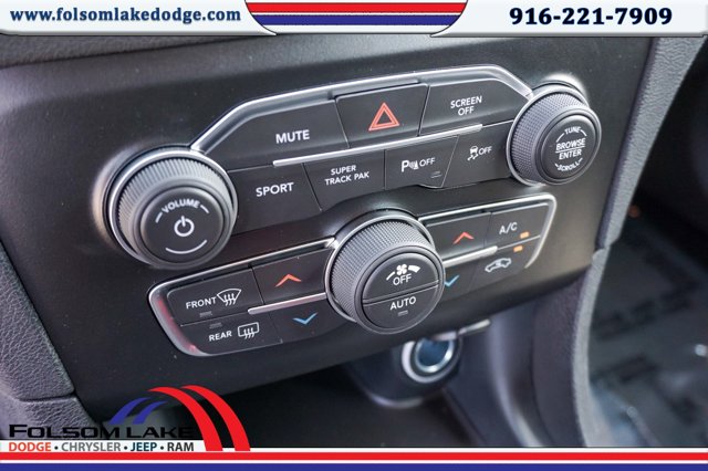 Vehicle image 19 of 23