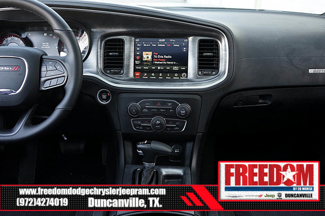 Vehicle image 19 of 48