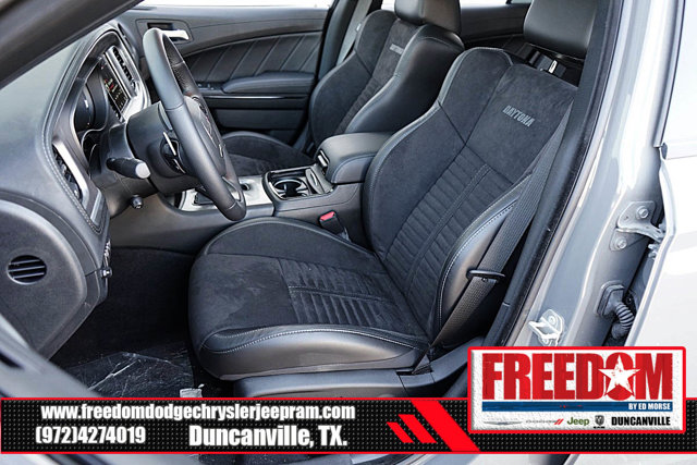Vehicle image 13 of 48