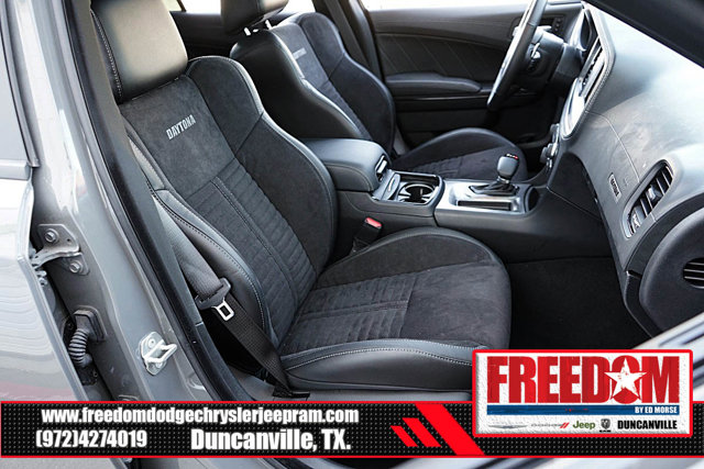 Vehicle image 15 of 48