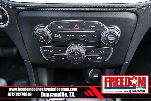 Vehicle image 23 of 48
