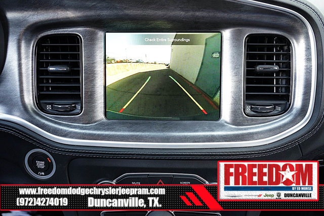 Vehicle image 21 of 48
