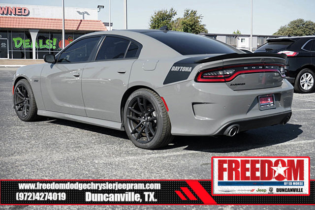 Vehicle image 7 of 48