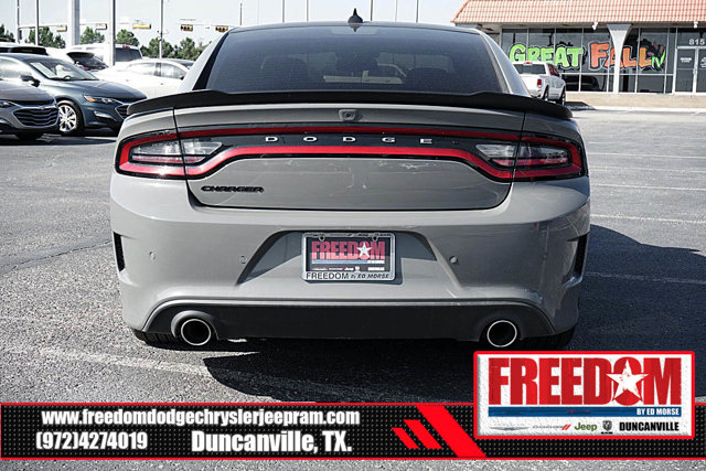 Vehicle image 6 of 48