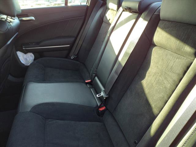 Vehicle image 10 of 22