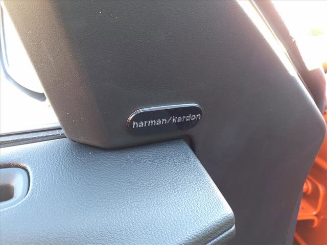 Vehicle image 14 of 22