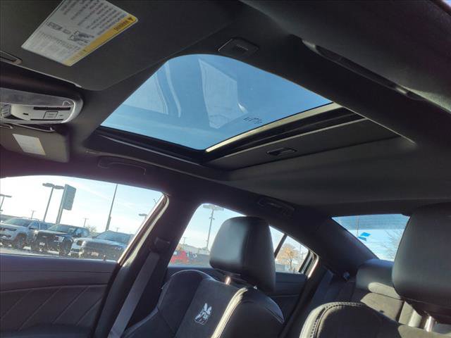 Vehicle image 13 of 22