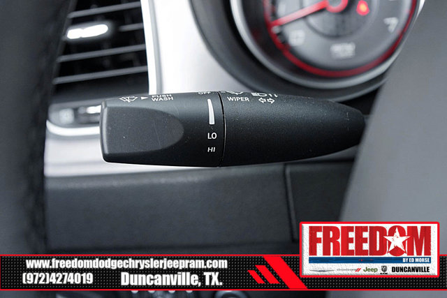 Vehicle image 27 of 44