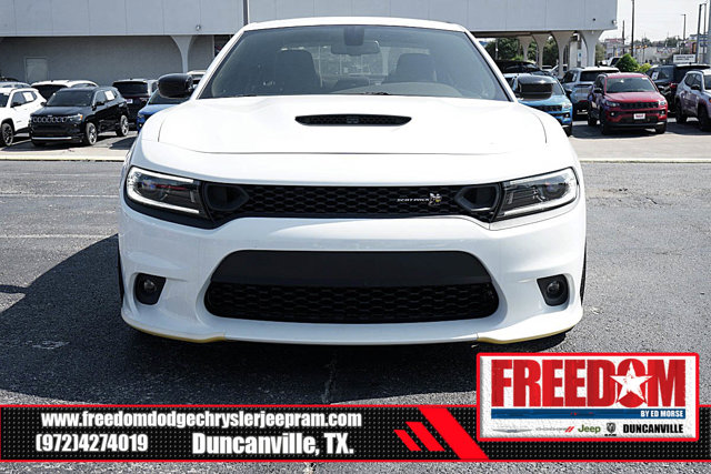 Vehicle image 2 of 44