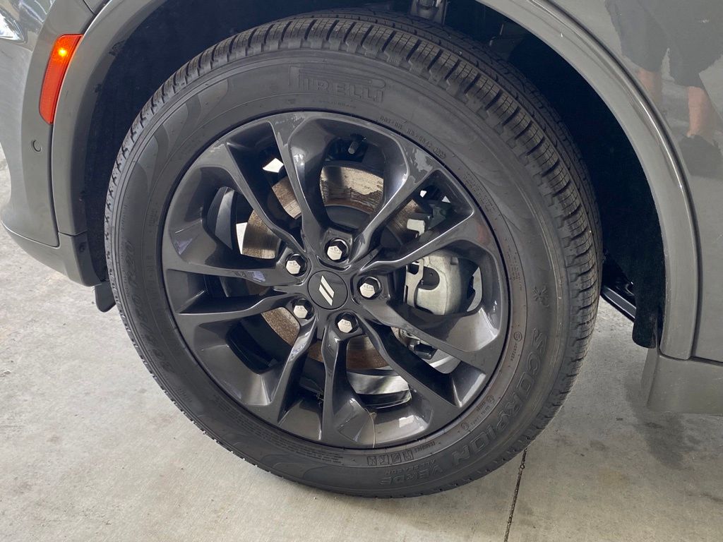 2023 Dodge Durango GT Premium Image 7 of 50