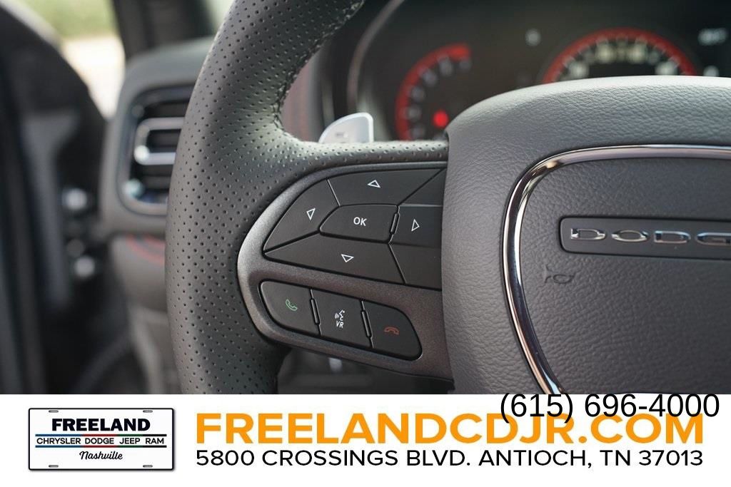 Vehicle image 22 of 24