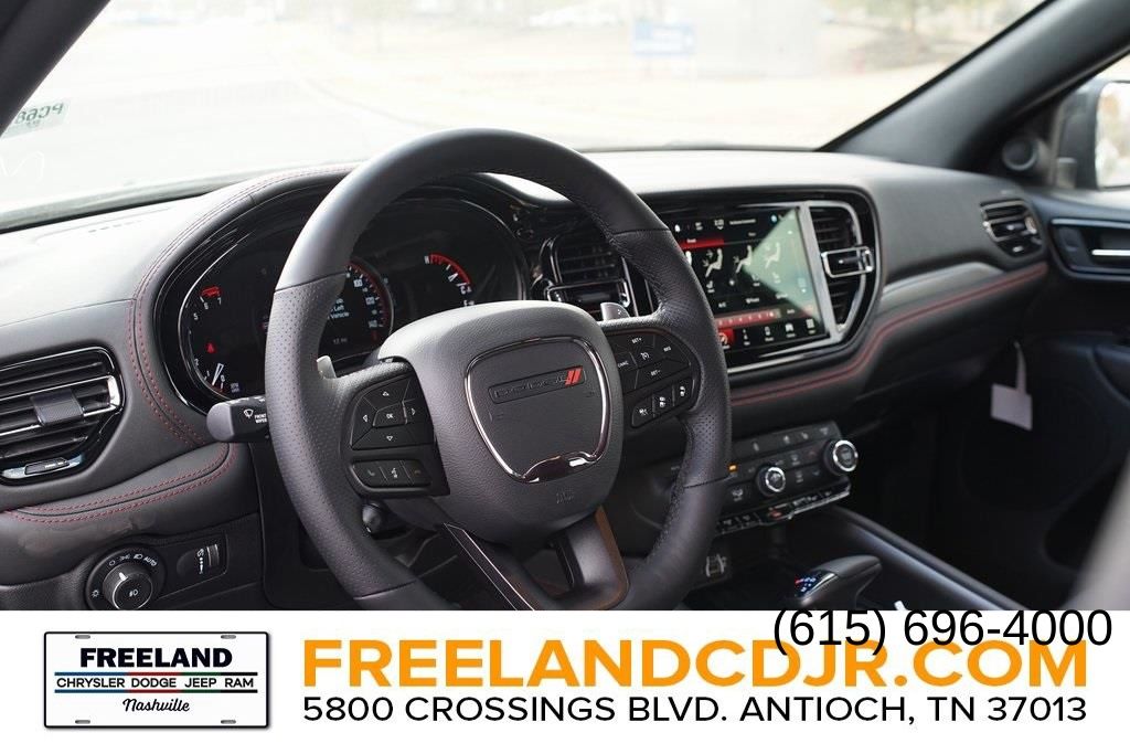 Vehicle image 7 of 24