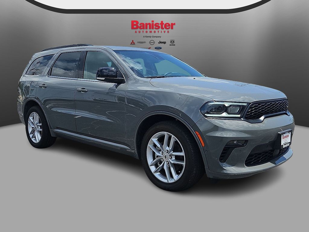 Vehicle image 2 of 19