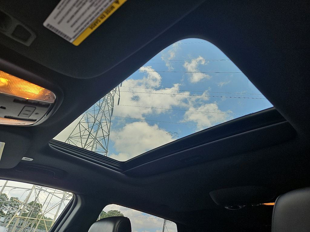Vehicle image 19 of 19