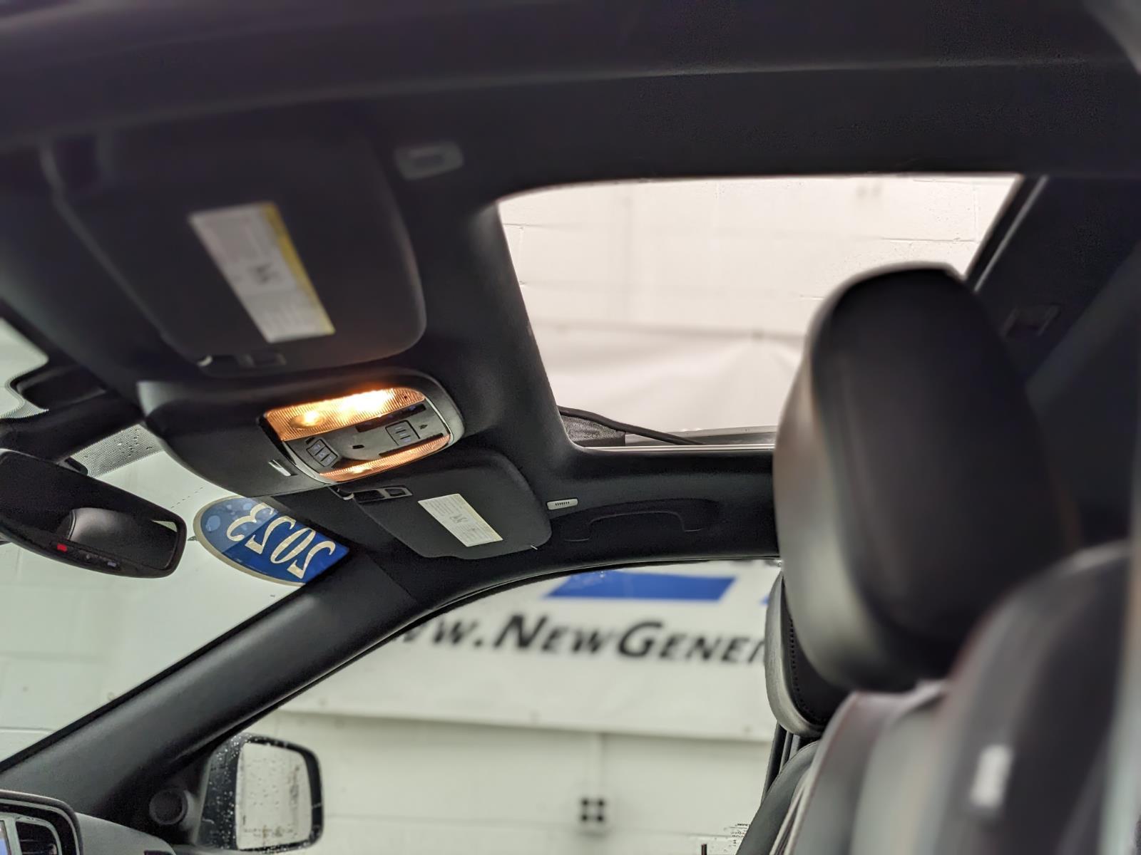 Vehicle image 15 of 39