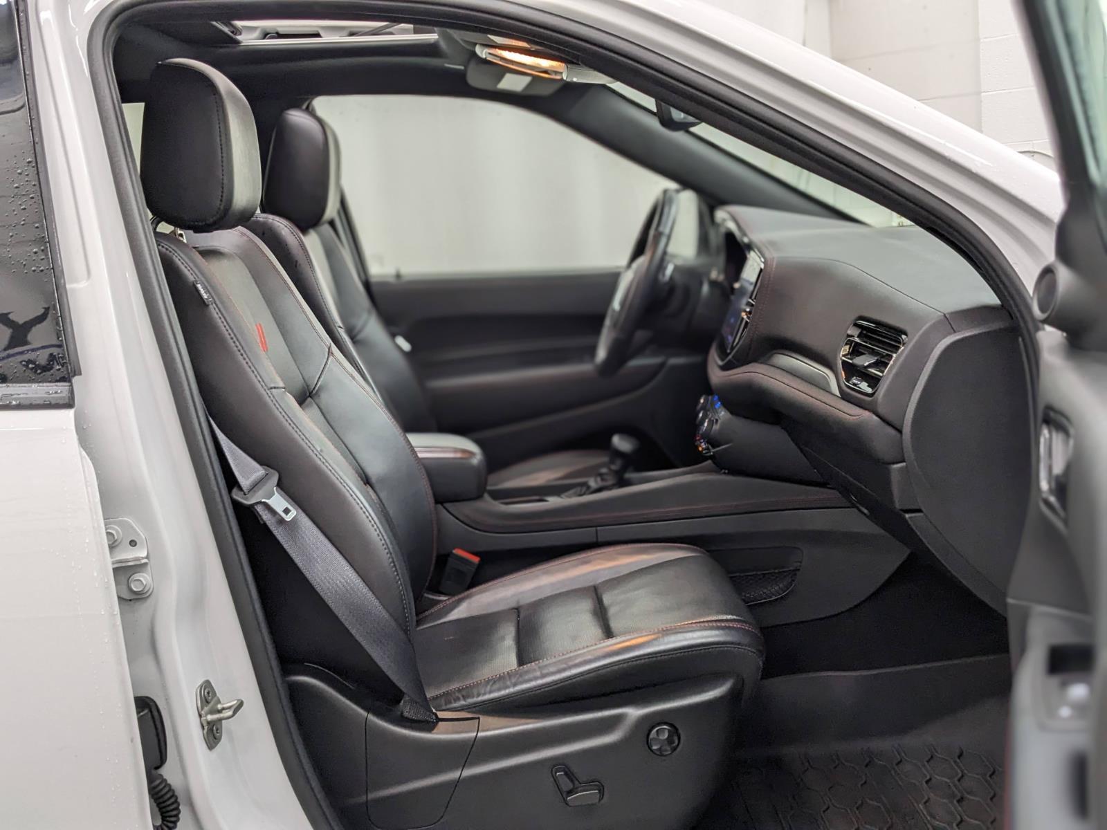 Vehicle image 23 of 39