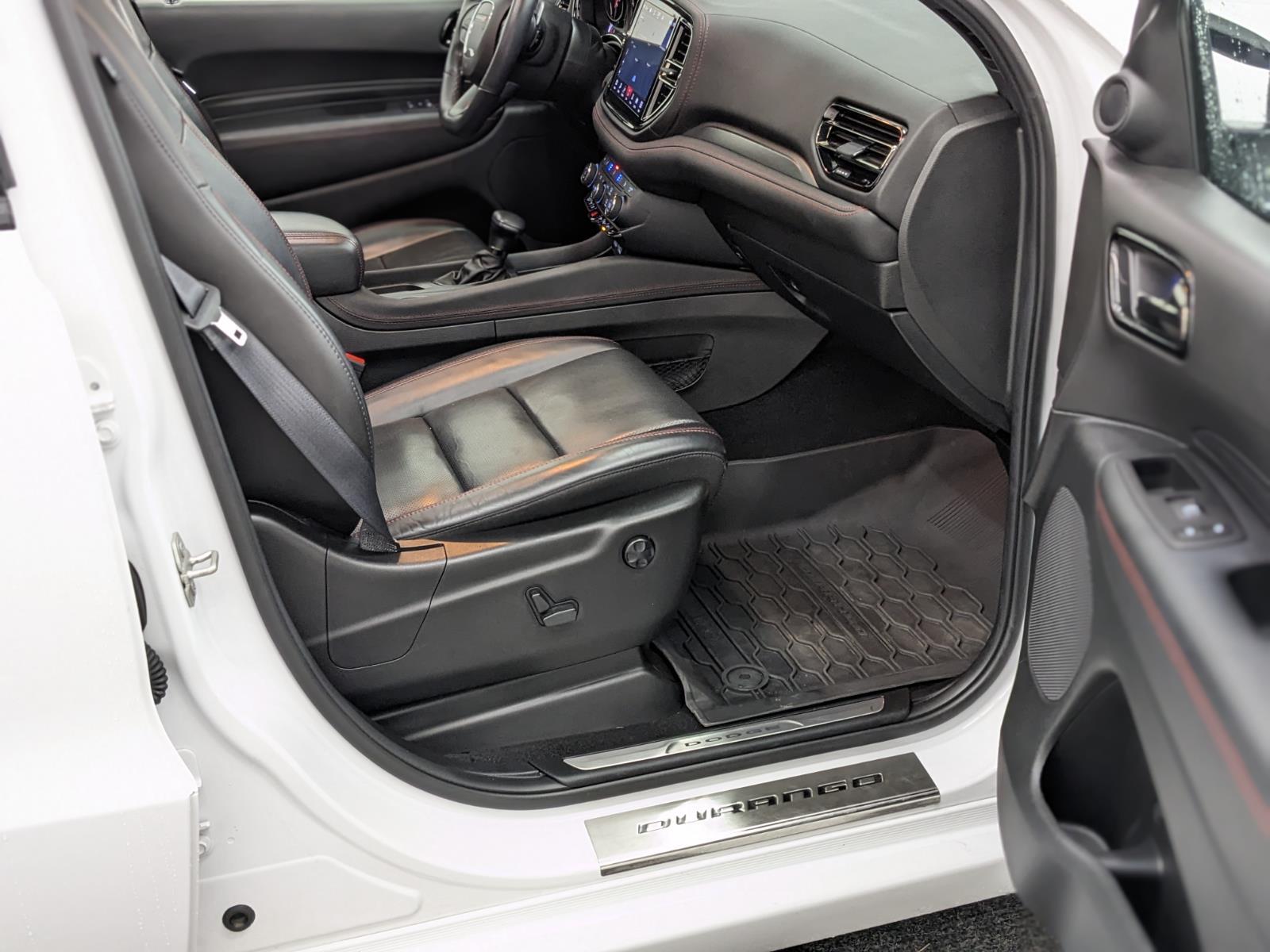 Vehicle image 22 of 39
