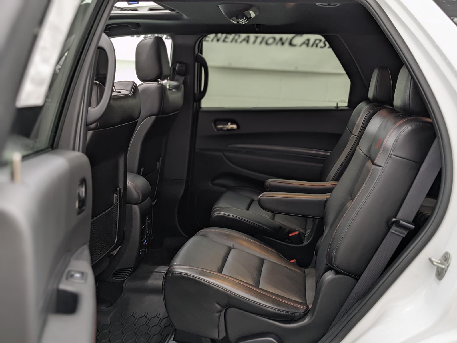 Vehicle image 16 of 39