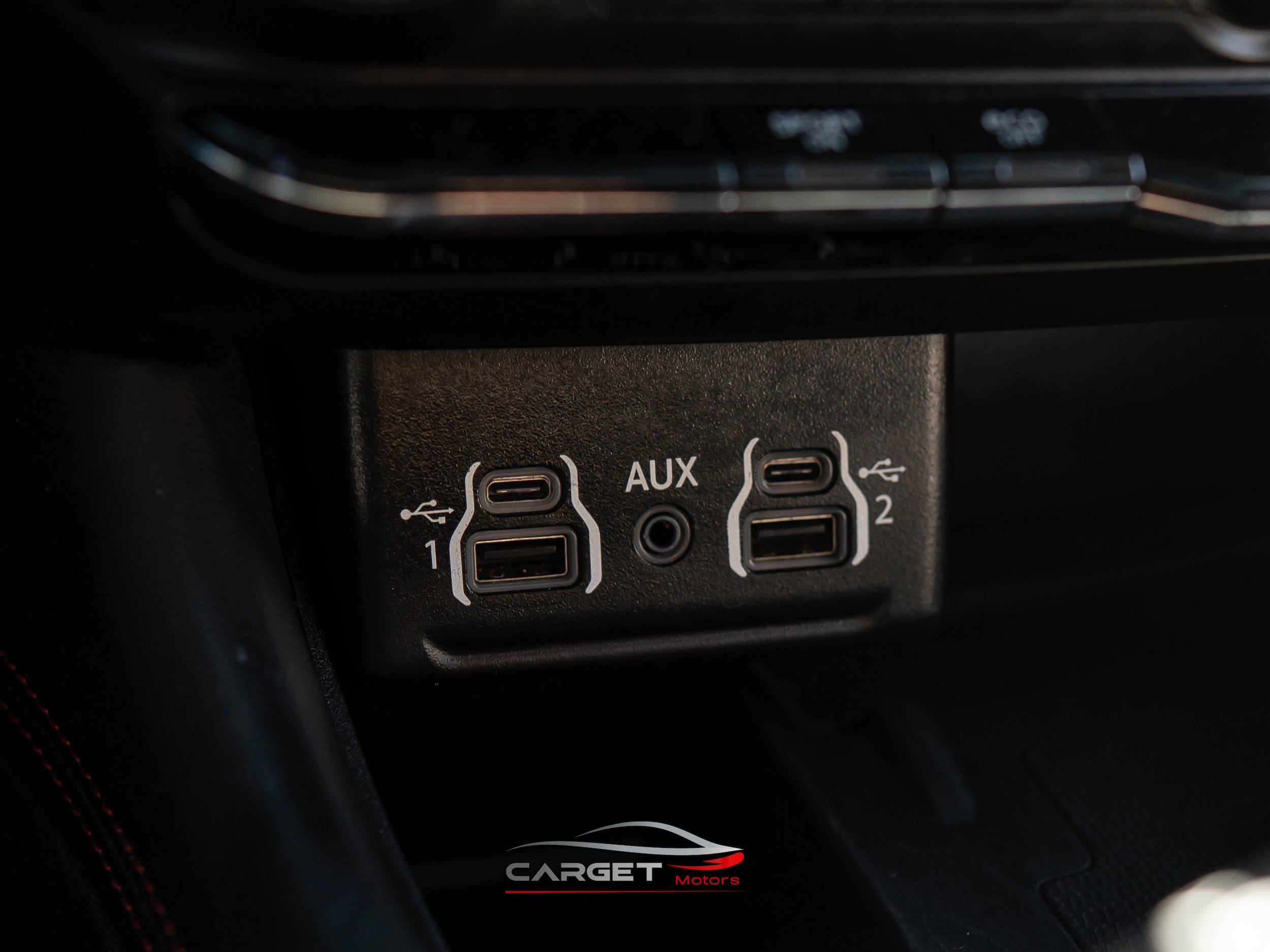 Vehicle image 36 of 52