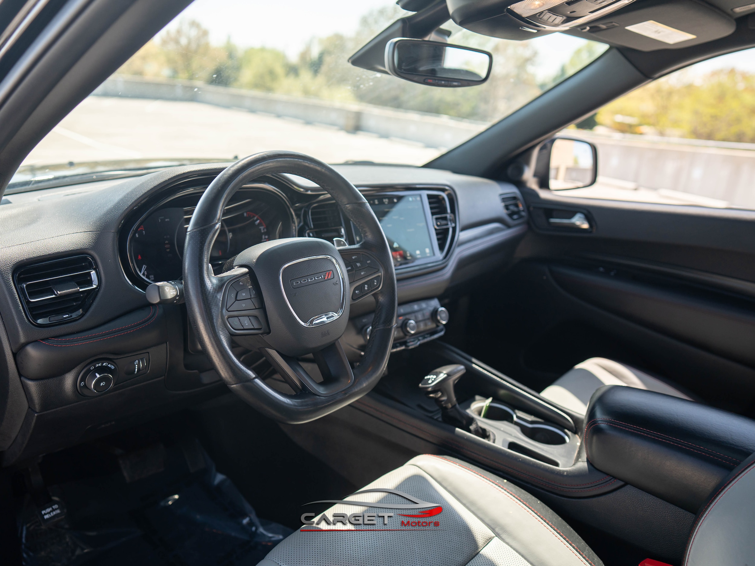Vehicle image 12 of 52