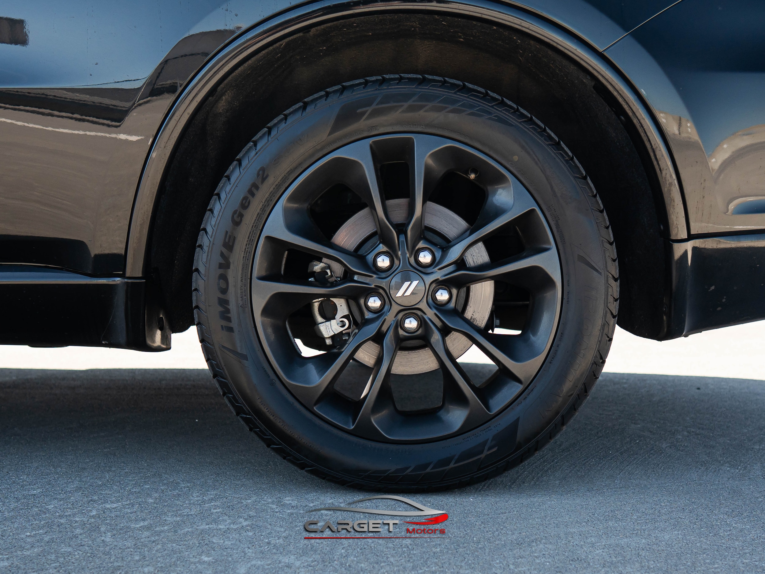Vehicle image 11 of 52