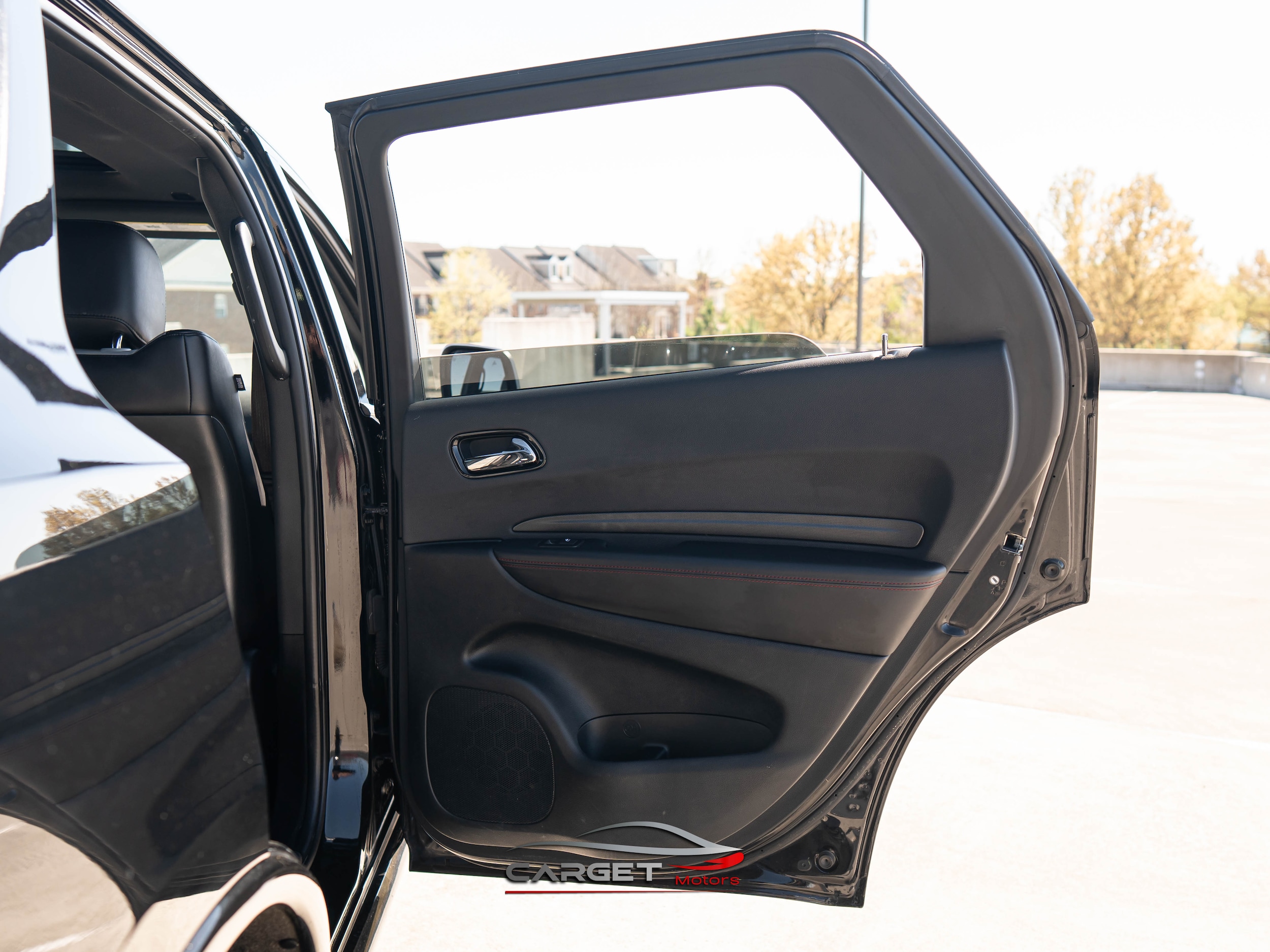 Vehicle image 45 of 52