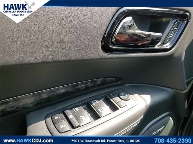 Vehicle image 12 of 24