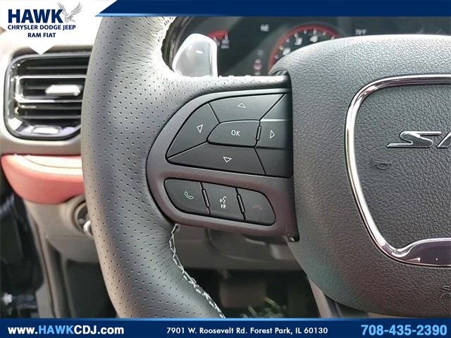 Vehicle image 16 of 24