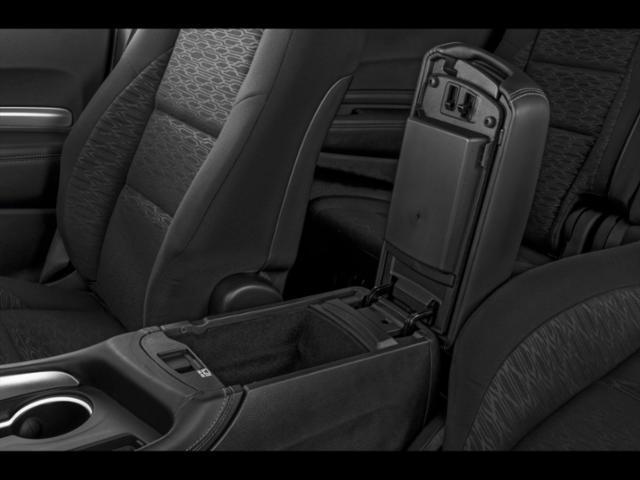 Vehicle image 10 of 12