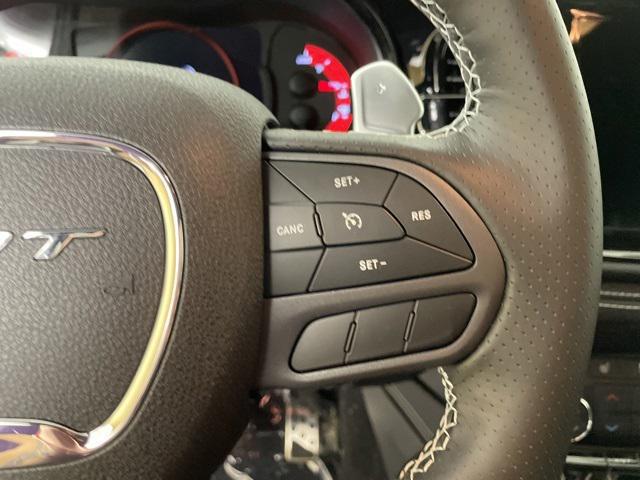 Vehicle image 15 of 41