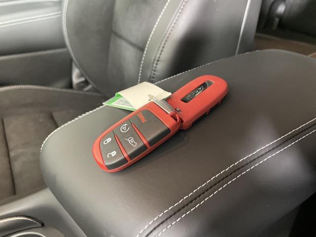Vehicle image 26 of 41