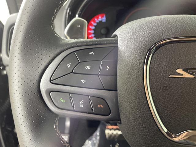 Vehicle image 14 of 41