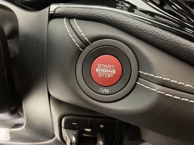 Vehicle image 16 of 41