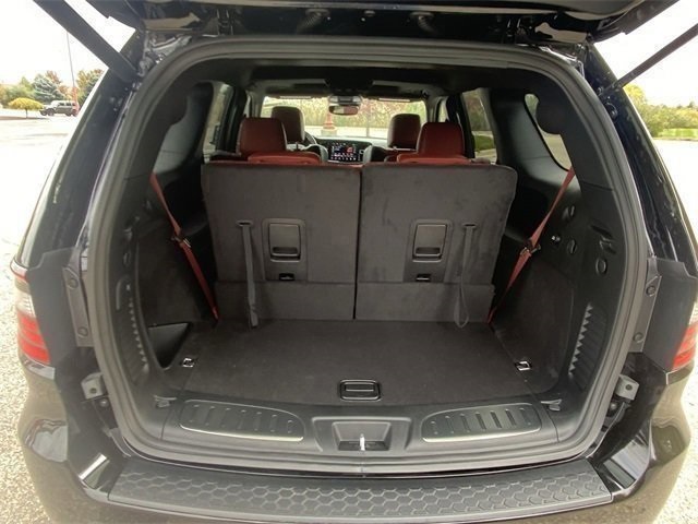 Vehicle image 24 of 26