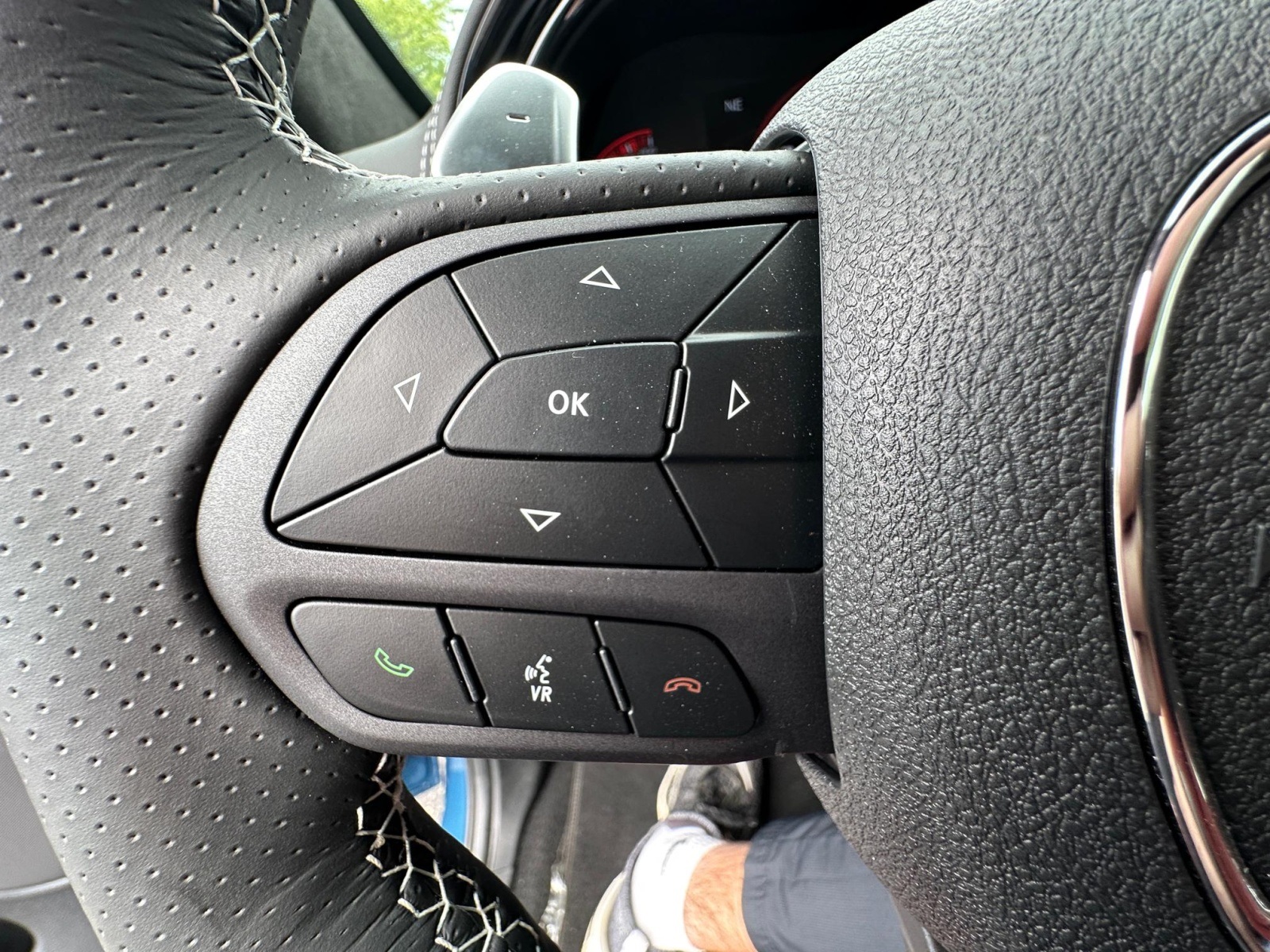 Vehicle image 19 of 36