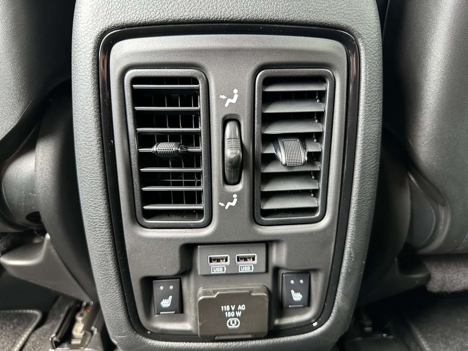 Vehicle image 29 of 36