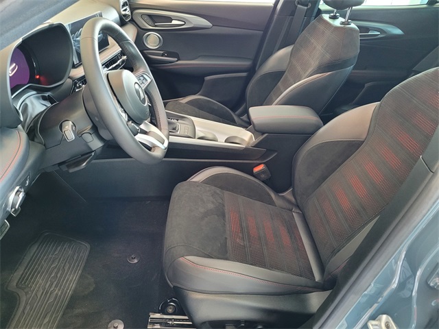 Vehicle image 9 of 16