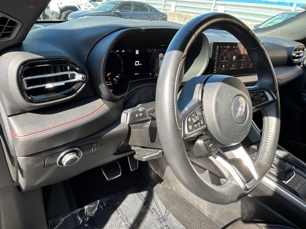 Vehicle image 40 of 53