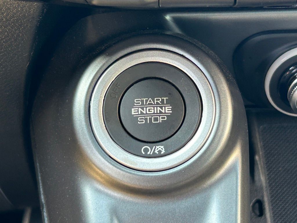 Vehicle image 52 of 53