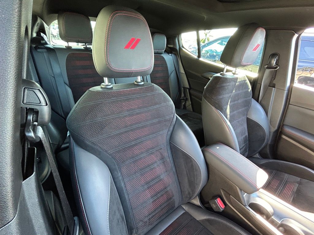 Vehicle image 22 of 53